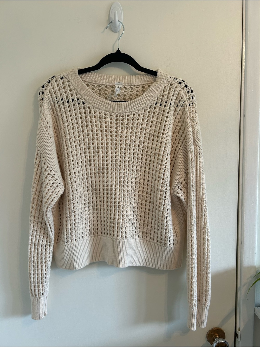 Old Navy Open-Knit Scoop Neck Sweater in Cream